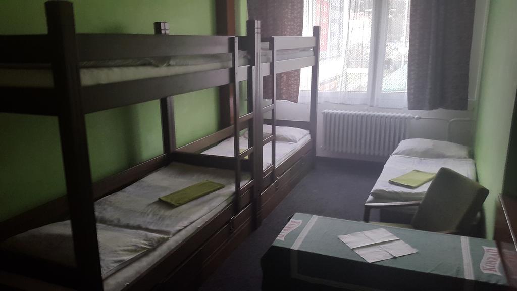 Hostel Liben Praga Esterno foto