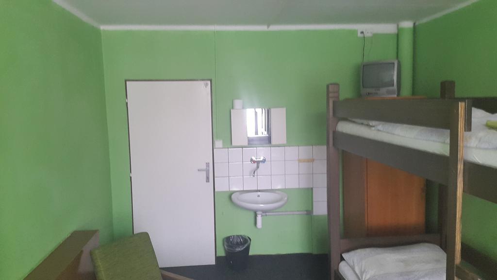 Hostel Liben Praga Esterno foto